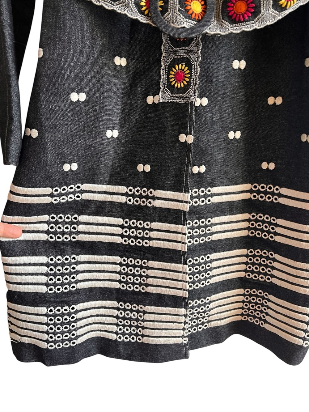 Anna Sui embroidered long line belted light denim jacket excellent condition - Picture 5 of 15